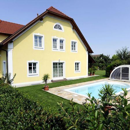 Hotel Gaestehaus Familie Trachsler Rohrendorf bei Krems Esterno foto