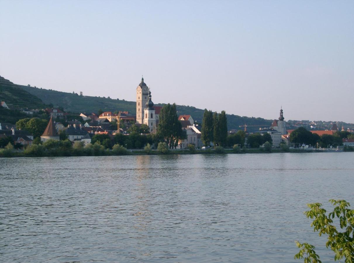 Hotel Gaestehaus Familie Trachsler Rohrendorf bei Krems Esterno foto